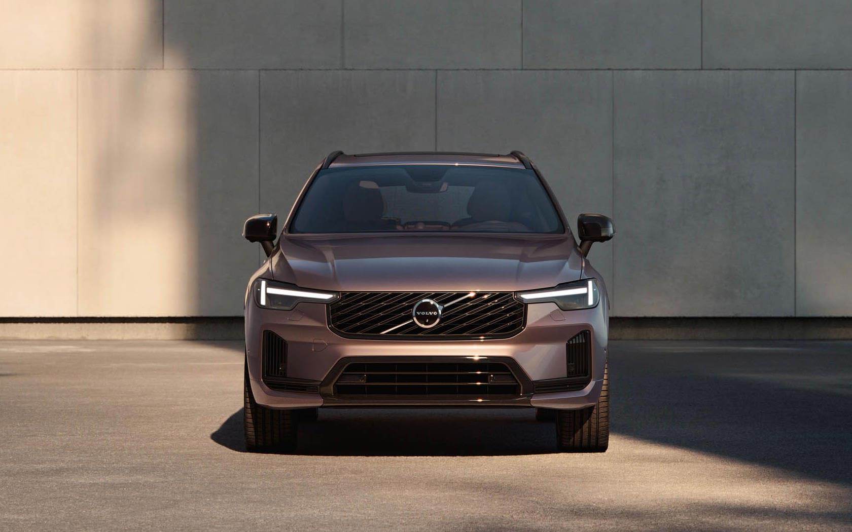 ���� Volvo XC60 