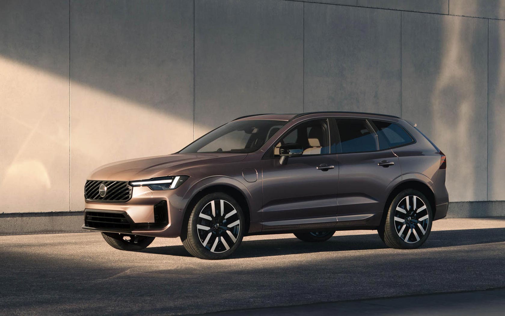 ���� Volvo XC60 
