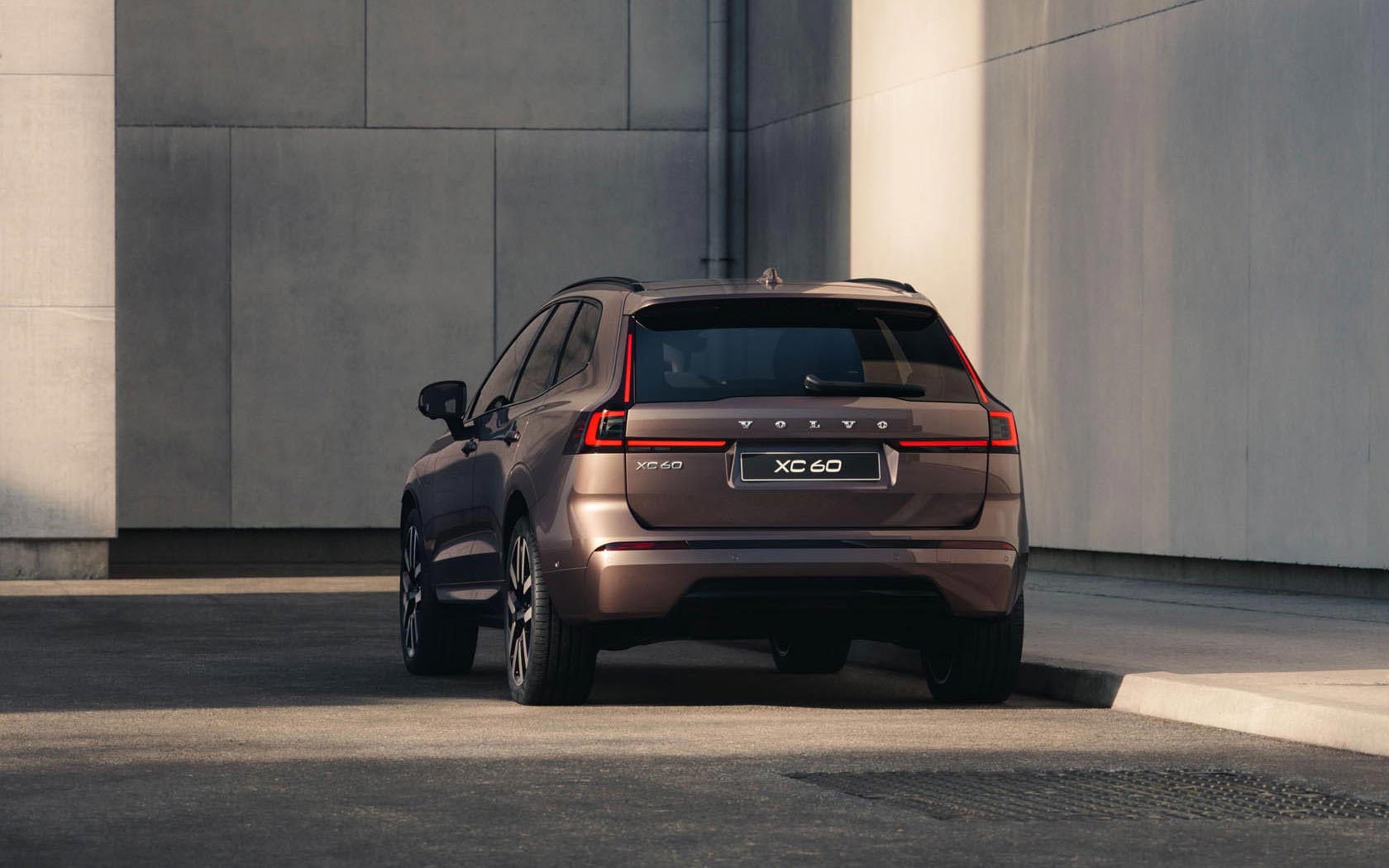 ���� Volvo XC60 