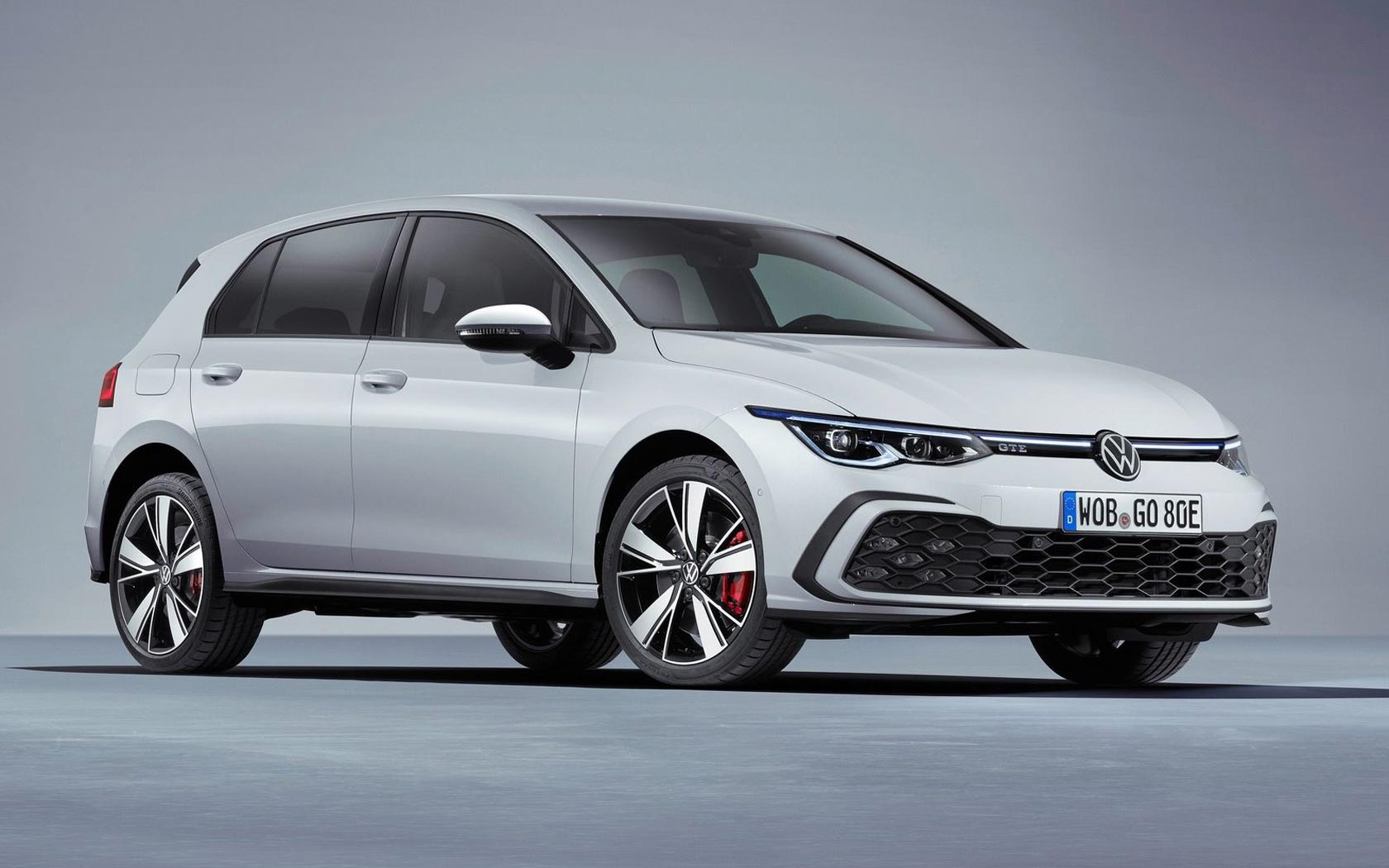  Volkswagen Golf GTE (2020-2024)