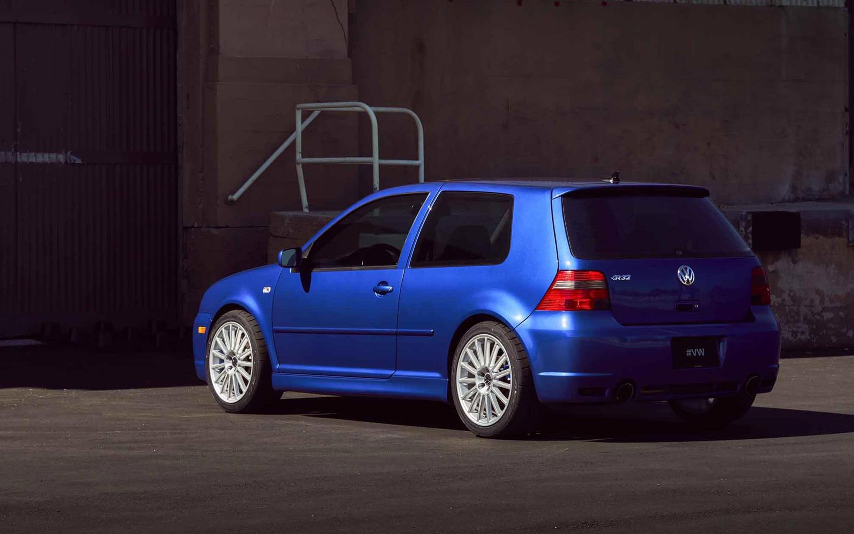  Volkswagen Golf R (2002-2004)