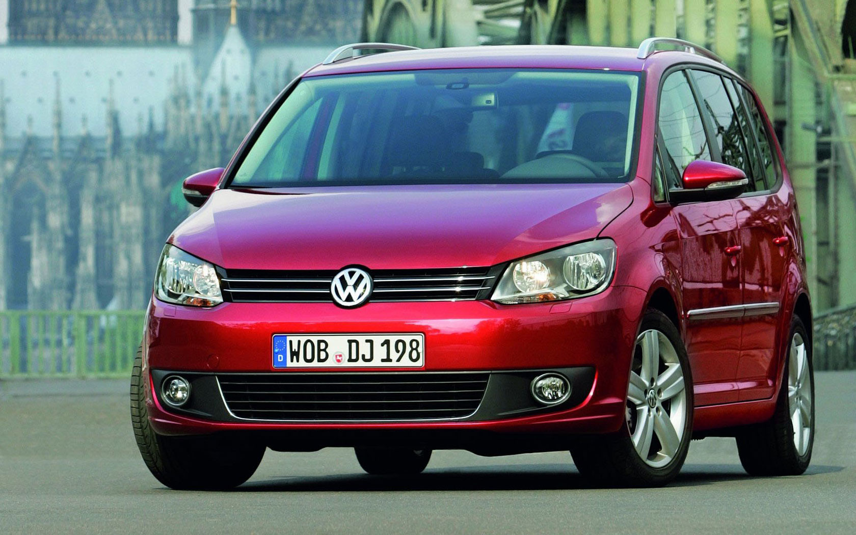  Volkswagen Touran (2010-2015)